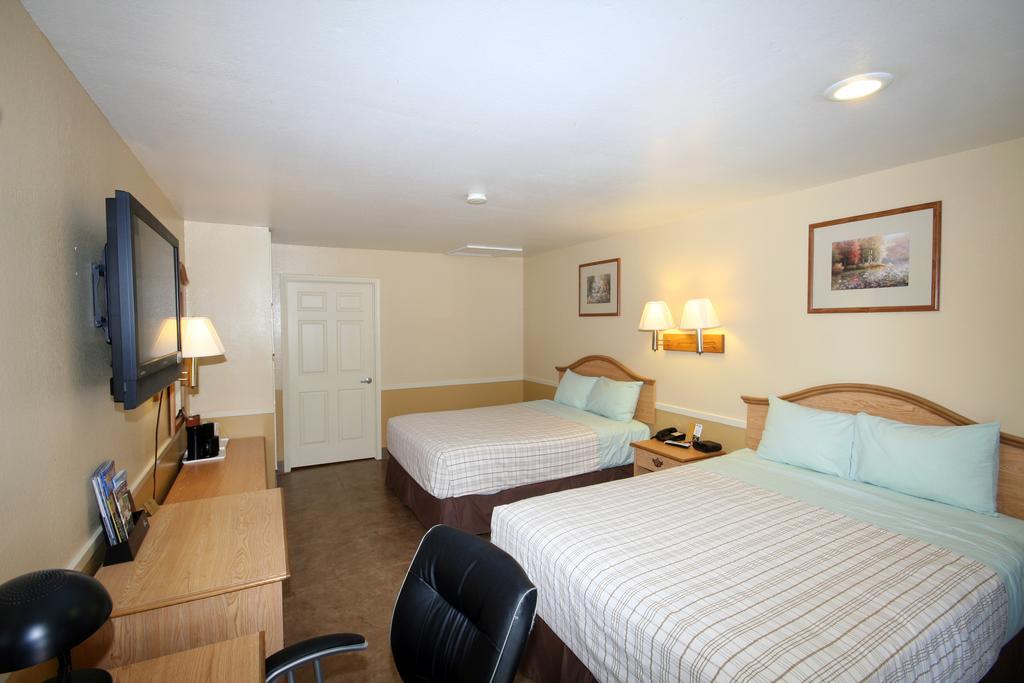 Edinburg Executive Inn Esterno foto