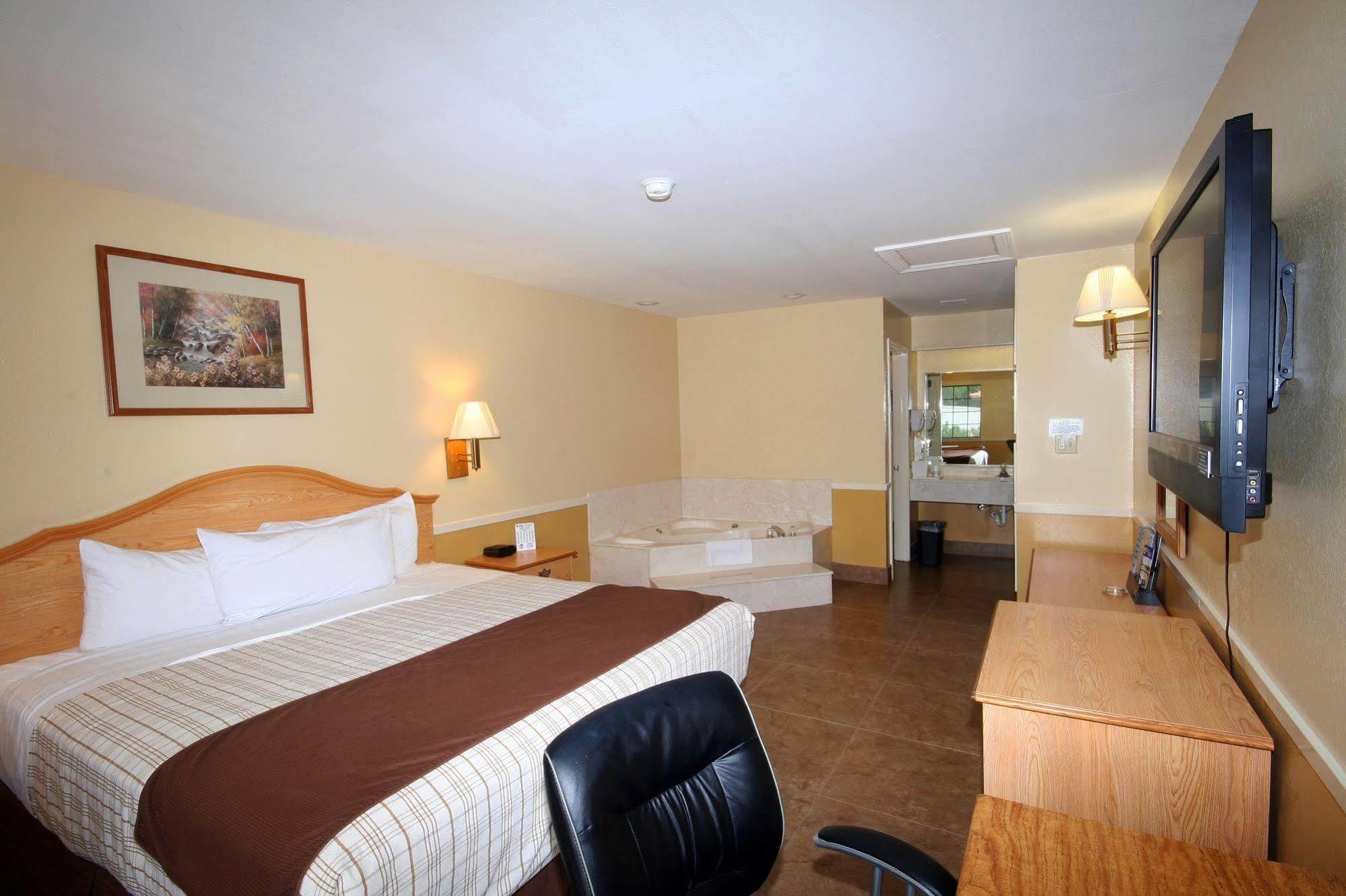 Edinburg Executive Inn Esterno foto